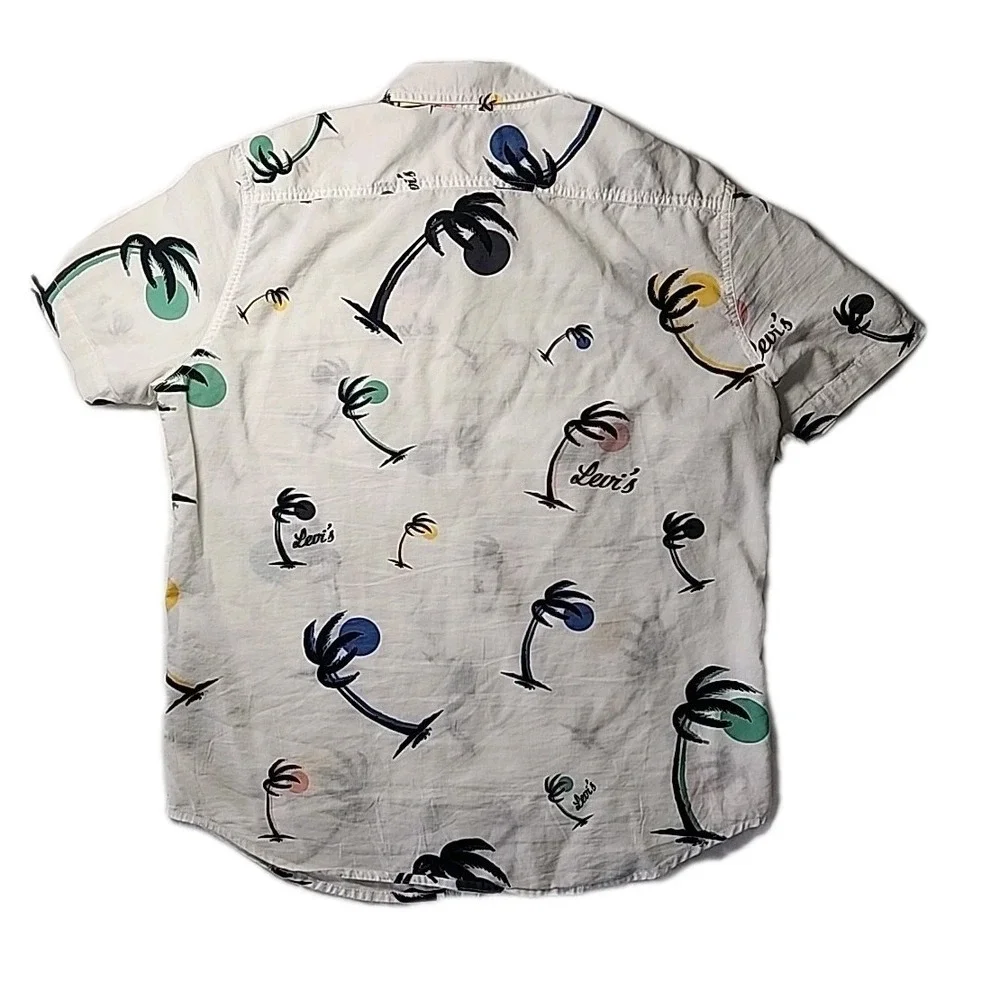 VTG Levi's Men's Tropical Large White AOP Palm Trees Short Sleeve Button‎ Shirt